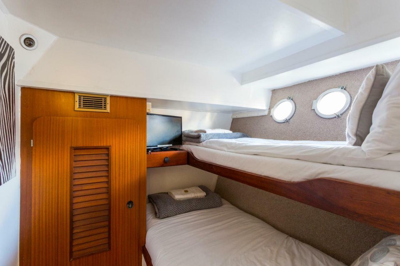 Eucala Motor Yacht Hotel East Molesey Esterno foto
